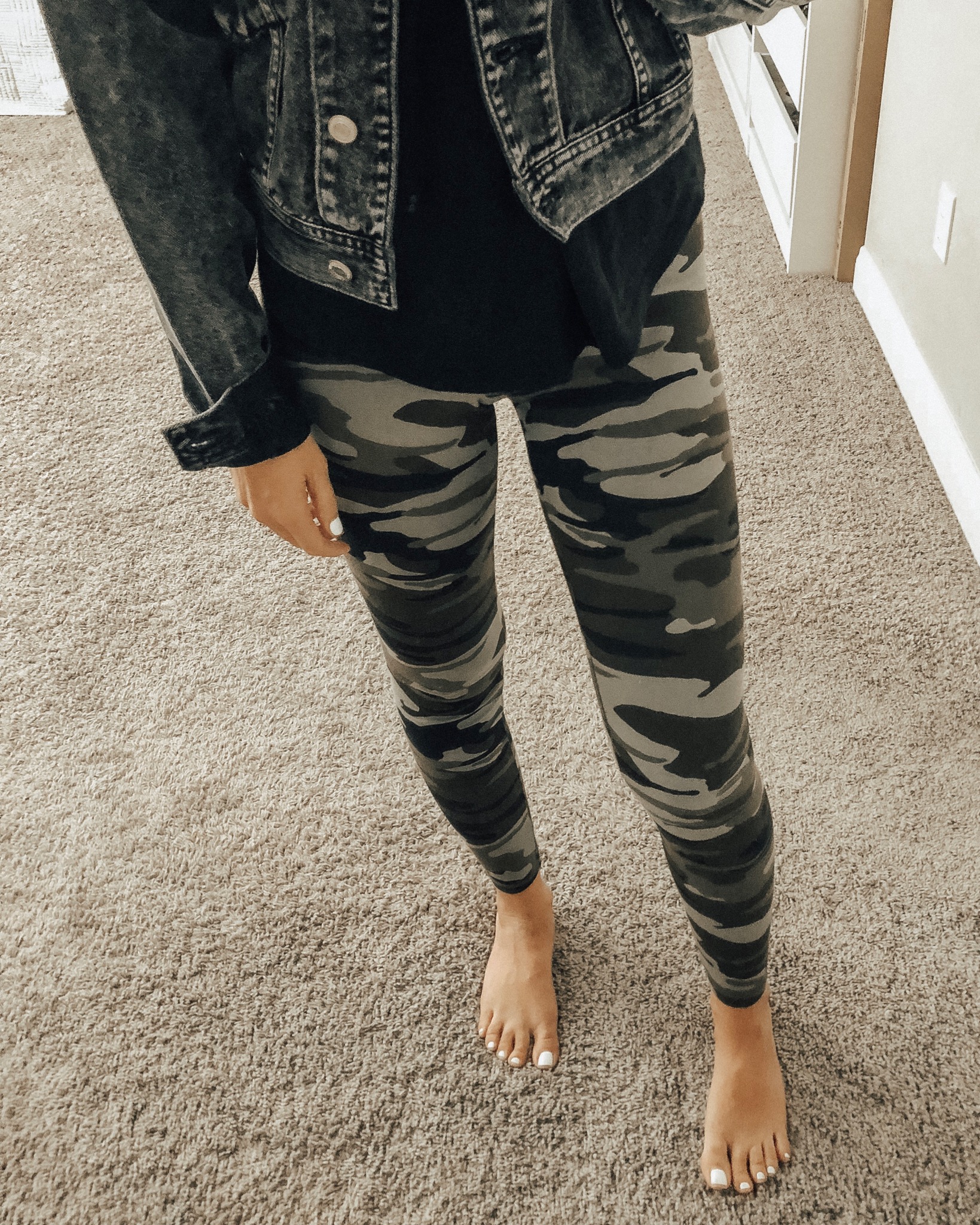 OCTOBER TOP 10- Jaclyn De Leon Style - Fall fashion + top selling items + cozy sweaters + camo leggings + leopard + sweater weather + what to buy this season + color block sweater + chevron