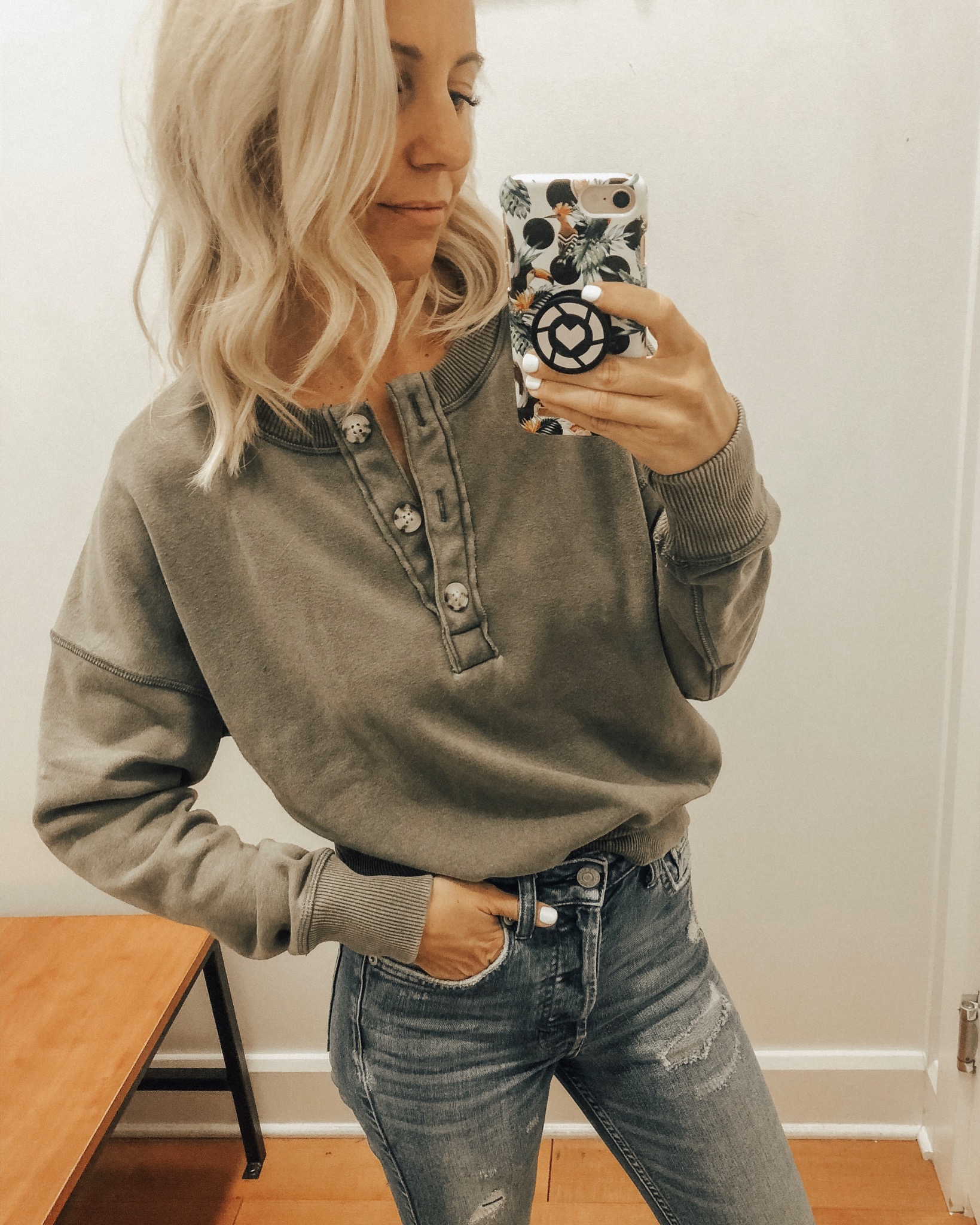 OCTOBER TOP 10- Jaclyn De Leon Style - Fall fashion + top selling items + cozy sweaters + camo leggings + leopard + sweater weather + what to buy this season + color block sweater + chevron