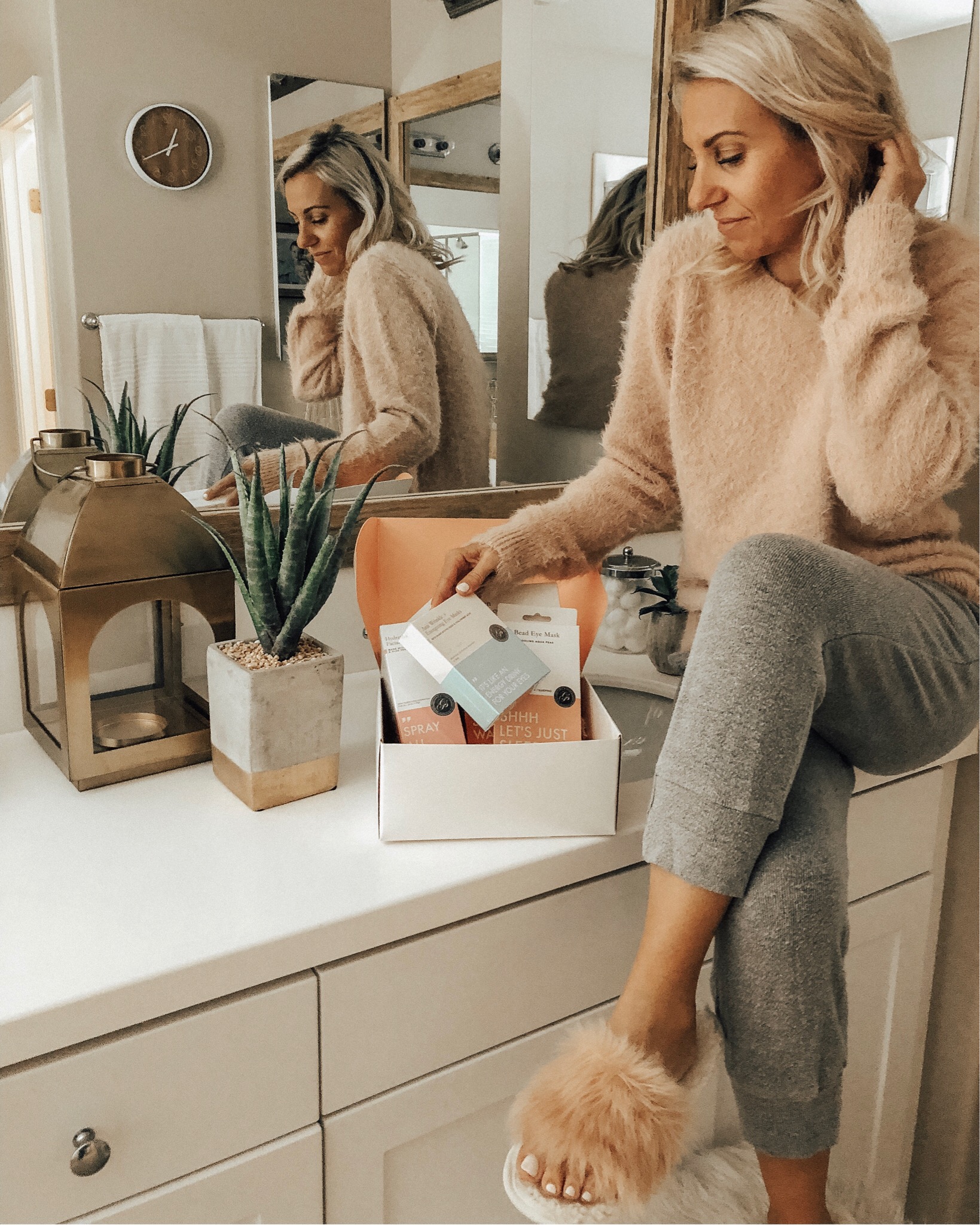 DECEMBER TOP 10- Jaclyn De Leon Style + cozy pink eyelash sweater + casual winter style + mom style + winter outfit + target style + beauty blog