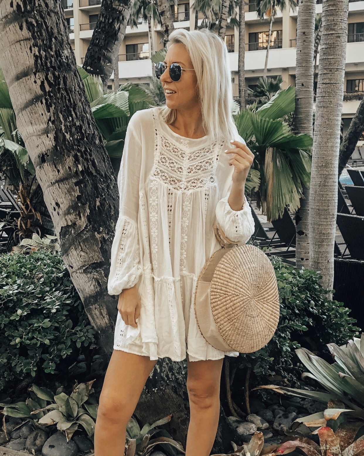 SPRING BREAK VACATION STYLE- Jaclyn De Leon Style = Are you heading somehwere warm for Spring Break and need to update your style? I've got you covered with all the looks you need for the beach or pool including boho style tunics, kimonos, swim cover ups and maxi dresses.