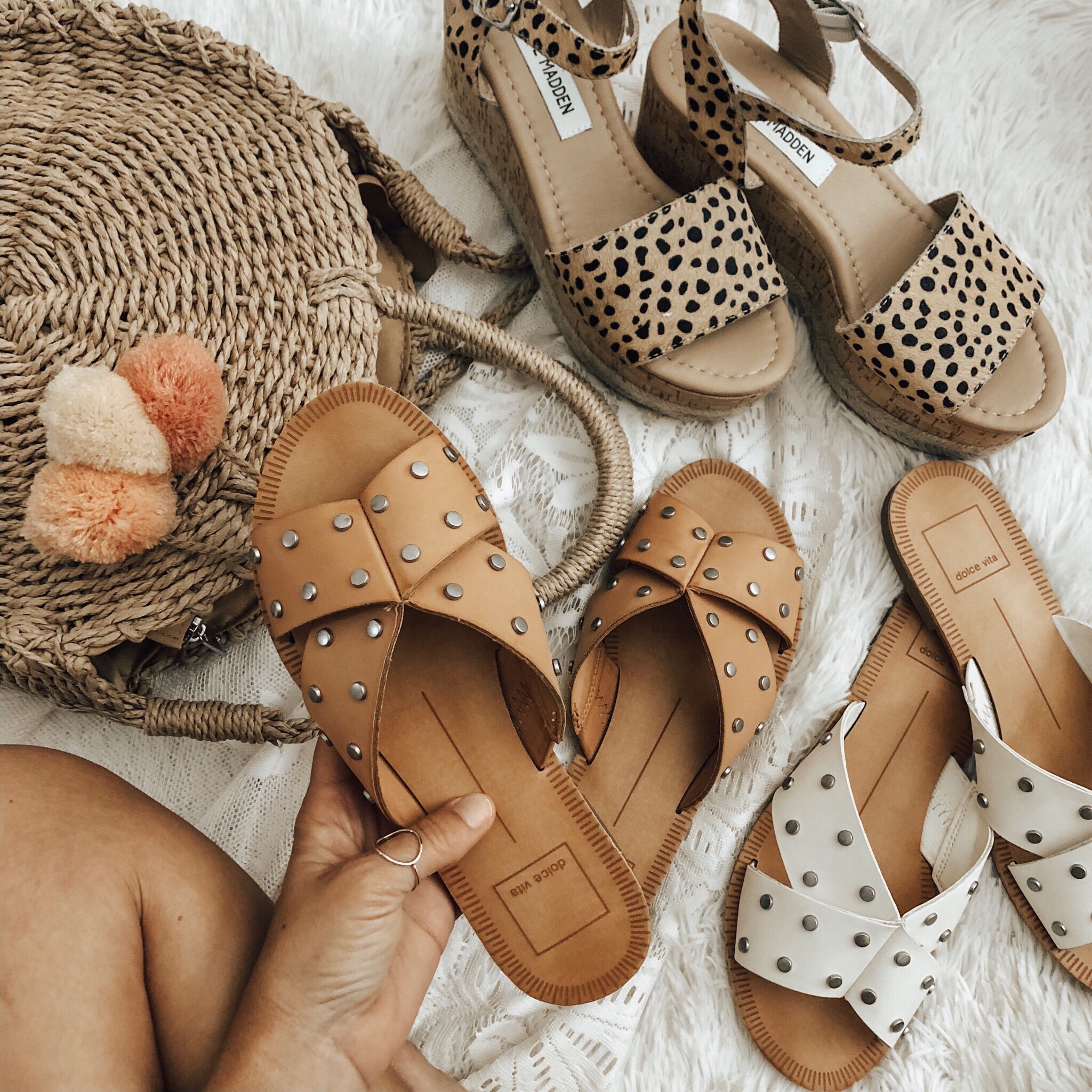 CURRENT SHOE TRENDS- WHAT I'M LOVING AND WHAT YOU NEED- Jaclyn De Leon Style + Are you ready for Spring and Summer? I'm sharing all the current shoe trends for Spring and Summer including espadrilles, mules, sandals and much more. And all are affordable with most on major sale!