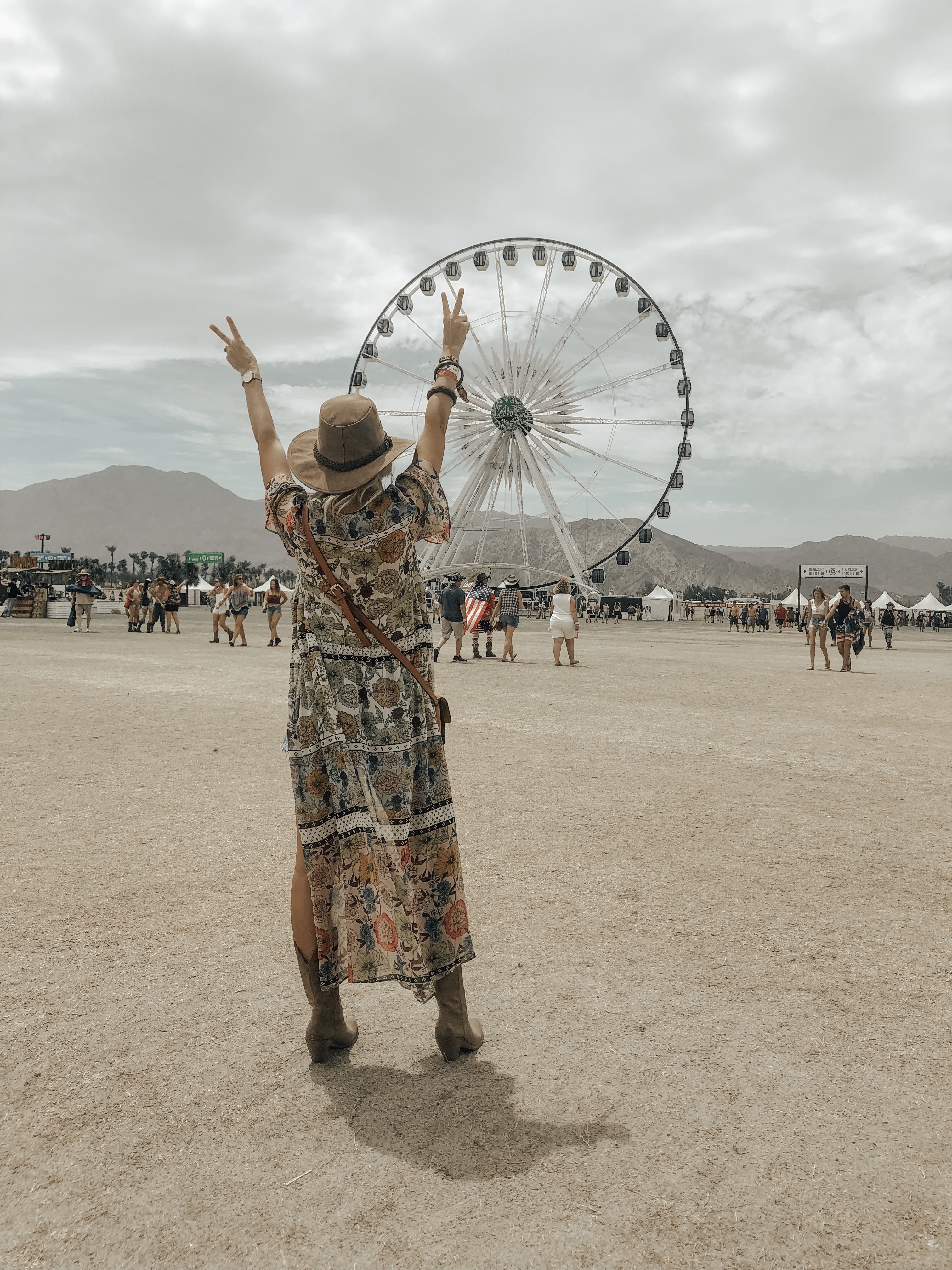 STAGECOACH- ALL THE DETAILS - Jaclyn De Leon Style + My first time to stagecoach and I'm giving all the in's and out's of the country music festival.