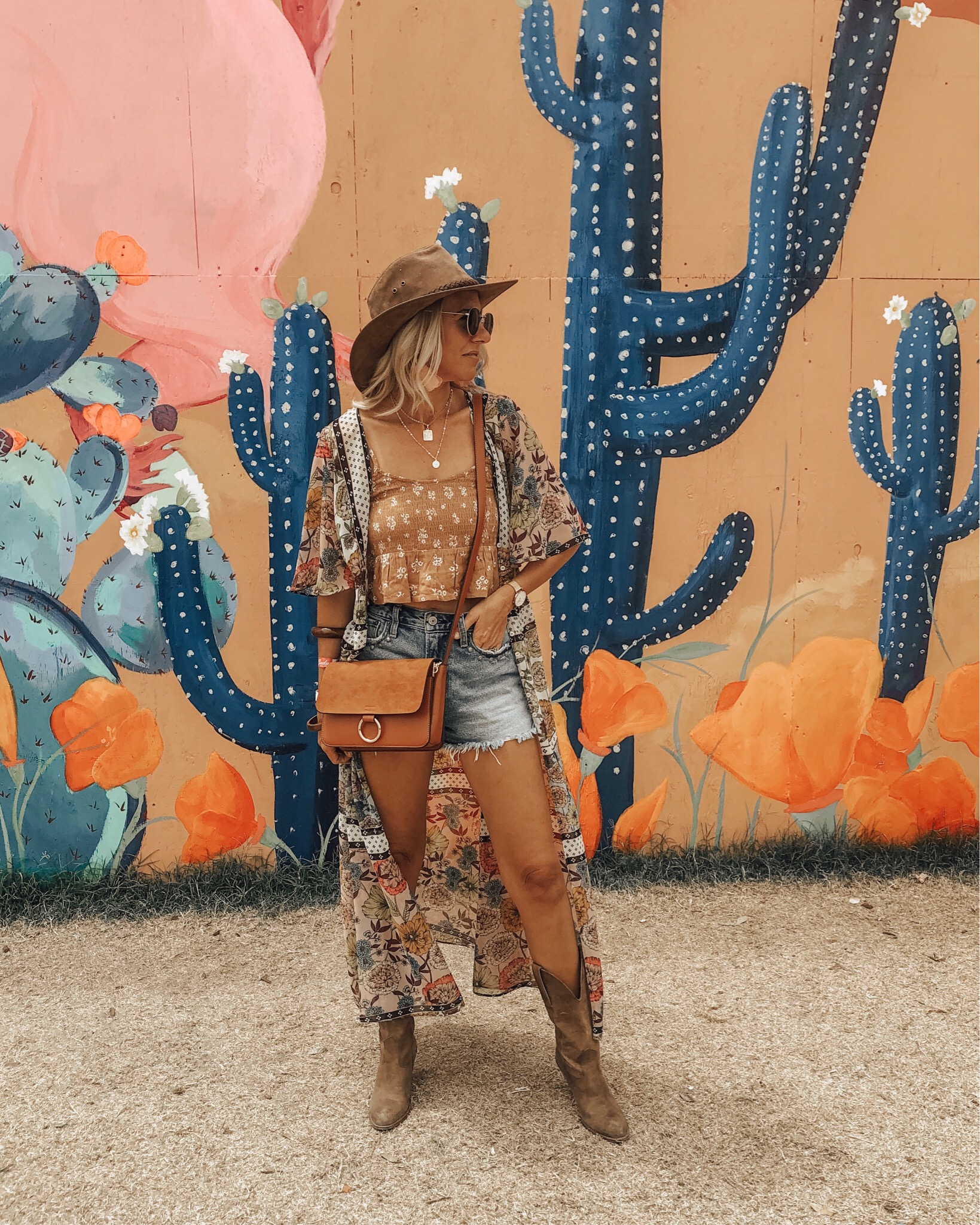 STAGECOACH- ALL THE DETAILS - Jaclyn De Leon Style + My first time to stagecoach and I'm giving all the in's and out's of the country music festival.