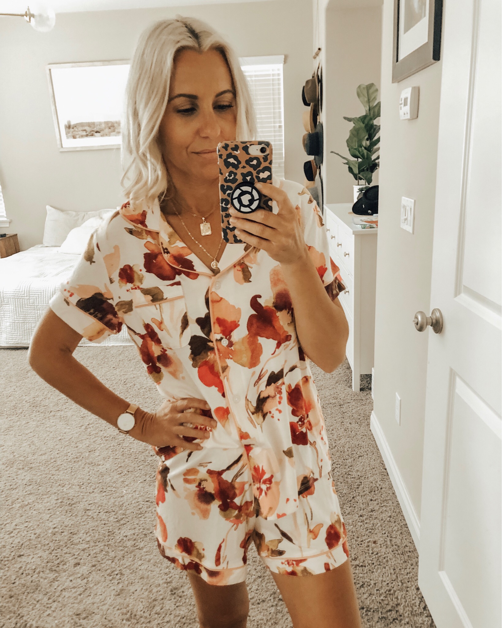 THE COZIEST PAJAMA SETS- Jaclyn De Leon Style + With a new season comes new pajamas and I have found some of the cutest spring & summer pj sets. Tons of adorable prints with the coziest fabric.