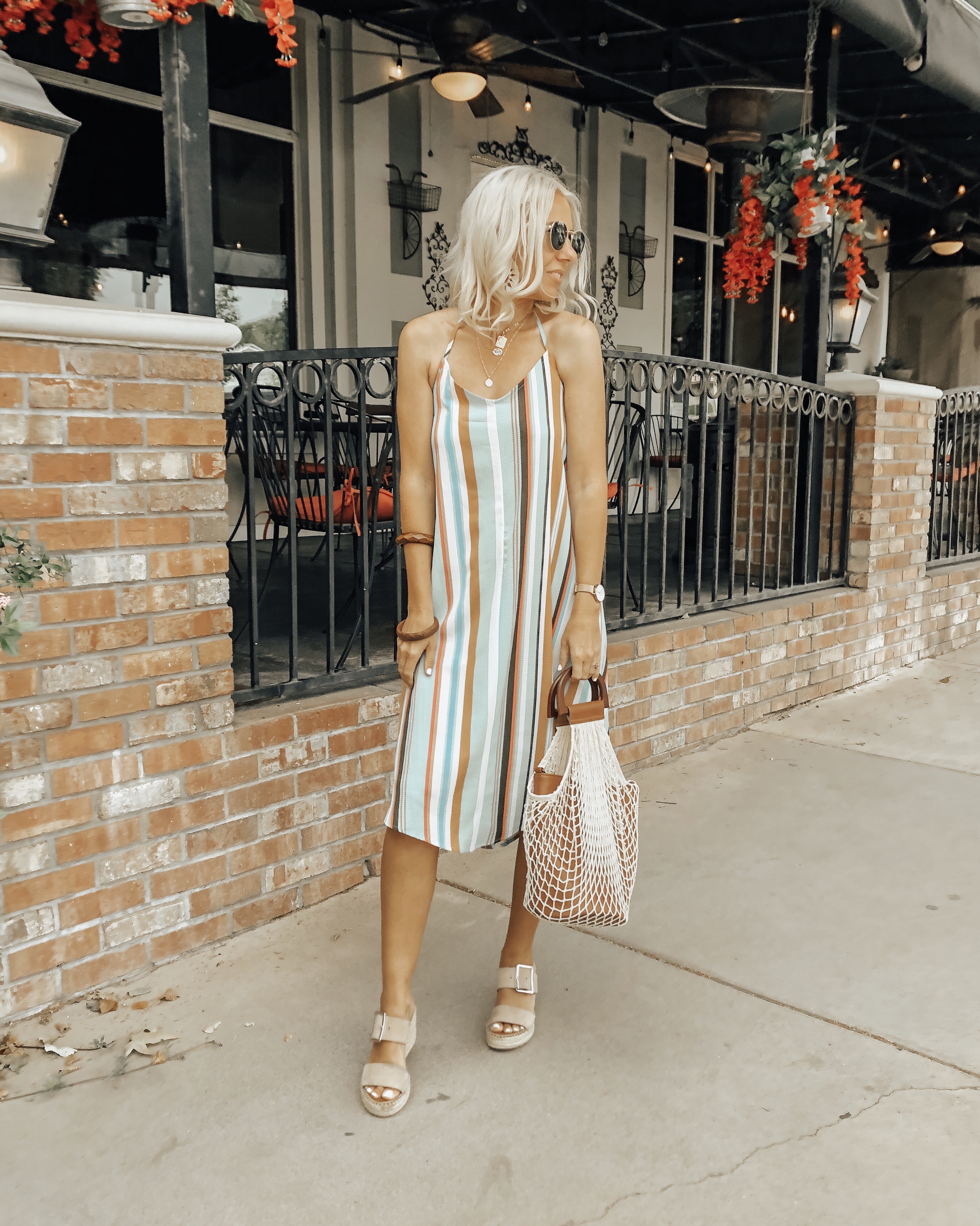 SUMMER DRESSES UNDER $40 FROM WALMART- Jaclyn De Leon Style + Summer is officially here and if you haven't stocked up on Summer dresses nows the time. Sharing all the best affordable dresses to wear now