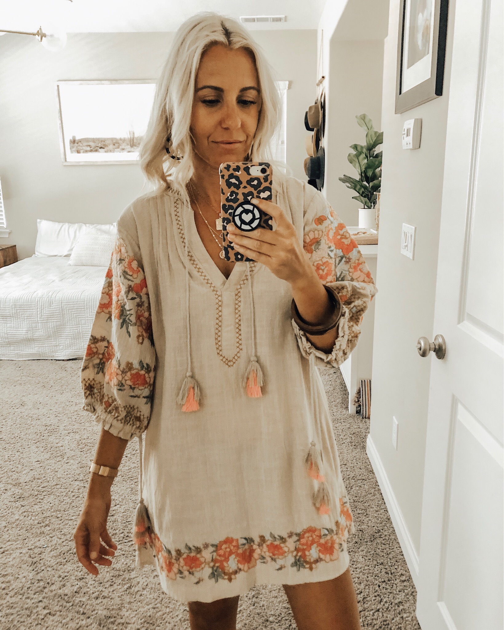 JUNE TOP 10- Jaclyn De Leon Style- No surprise that 8 out of the top 10 sellers were Amazon Finds. Favorites from boho dresses, to jewelry organizer, espadrilles and the glow and get it stick.