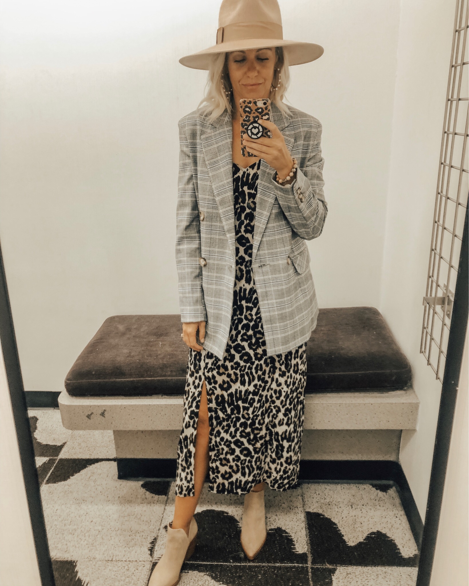 NSALE FAVORITES + AFFORDABLE DUPES- Jaclyn De Leon Style + Fall fashion is here with the Nordstrom Anniversary Sale. There's tons of animal print, fall boots + more so I'm sharing all my favorites as well as some affordable dupe options.