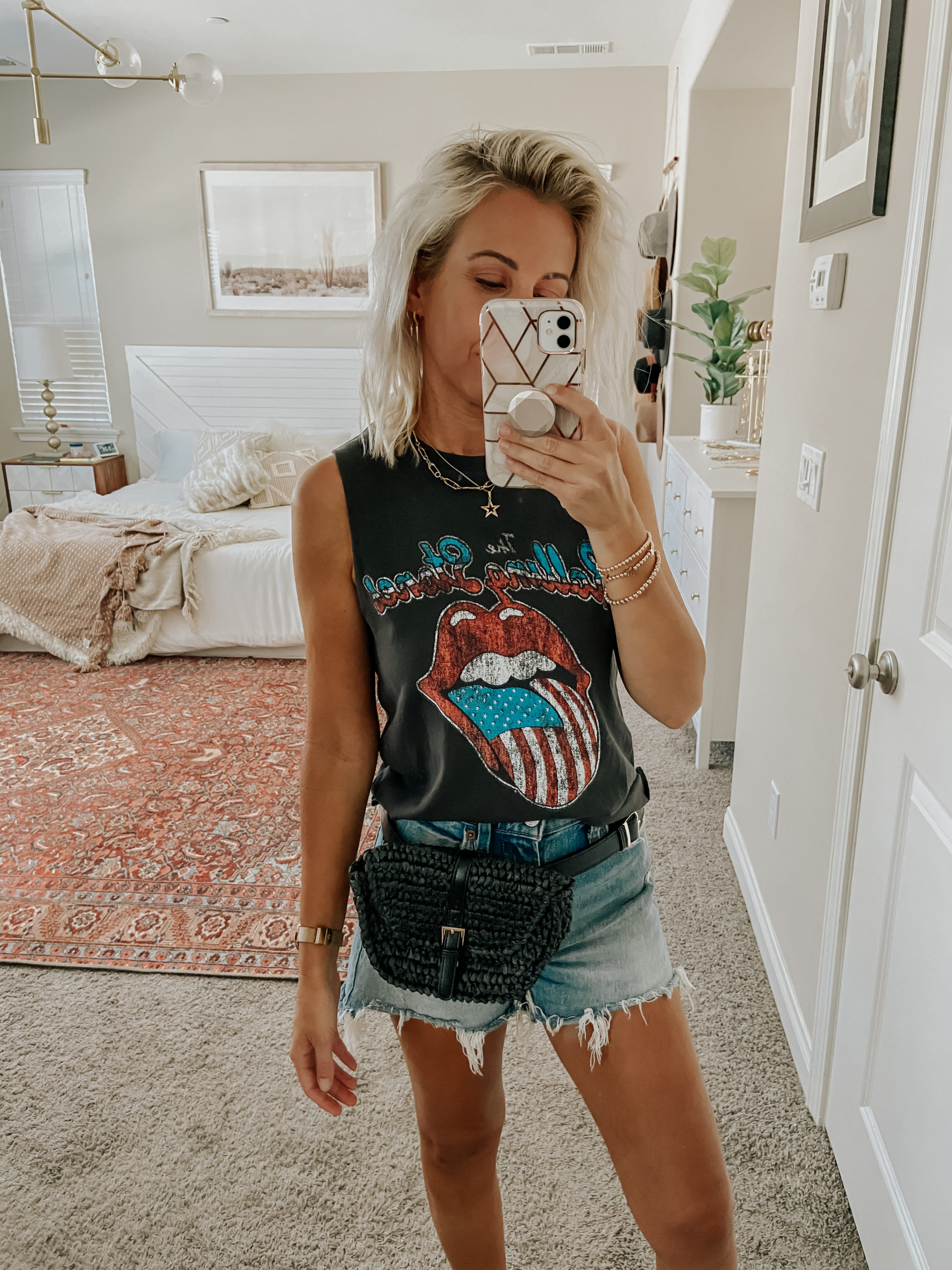 LAST MINUTE 4TH OF JULY OUTFIT IDEAS- Jaclyn De Leon Style+ sharing a few different outfit ideas for the 4th of July and Americana style holidays