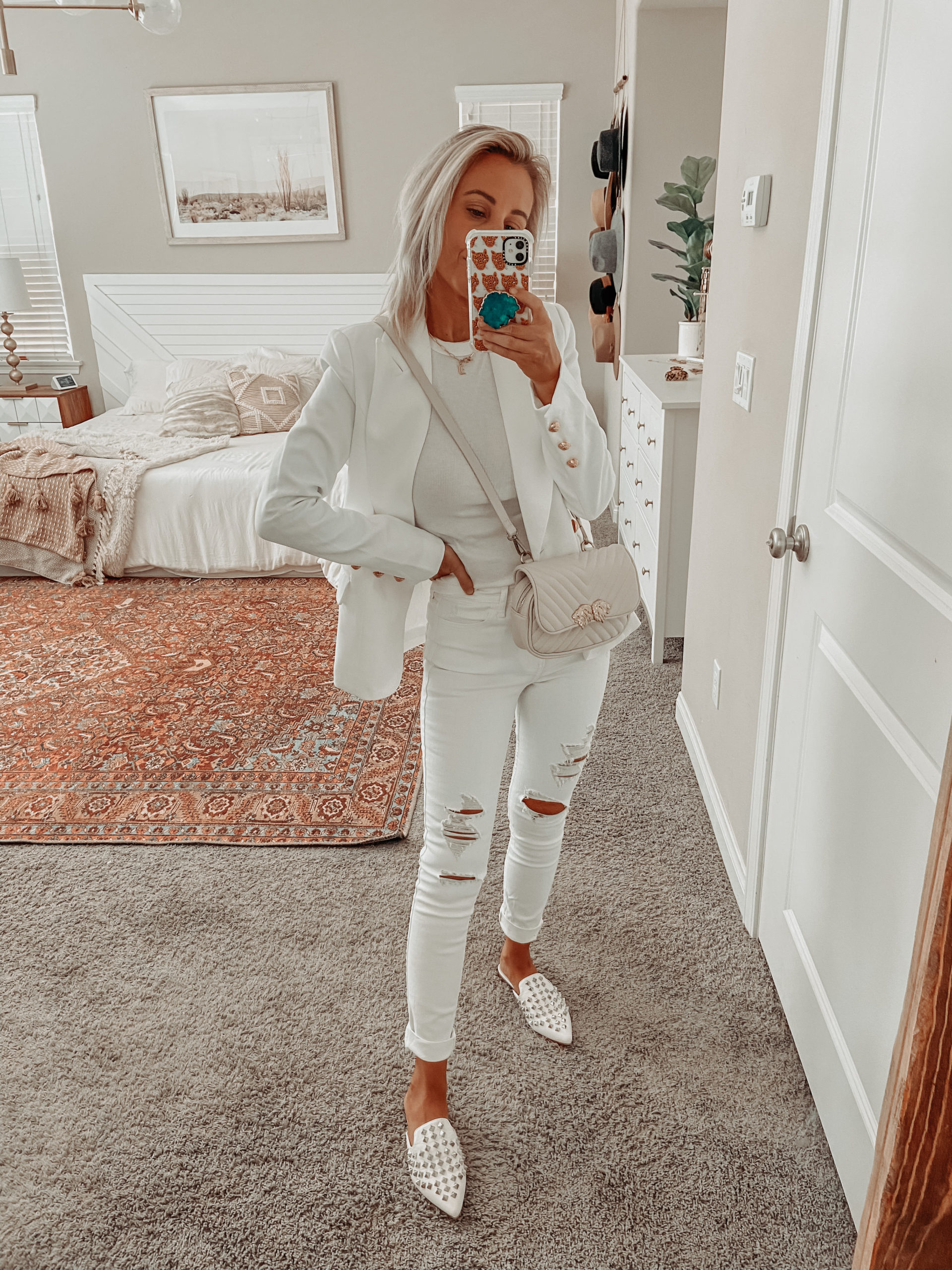 3 WAYS TO STYLE WHITE DENIM FOR FALL- Jaclyn De Leon Style, Yes you can wear white after labor day. White denim with a flannel, sweater or monochromatic look