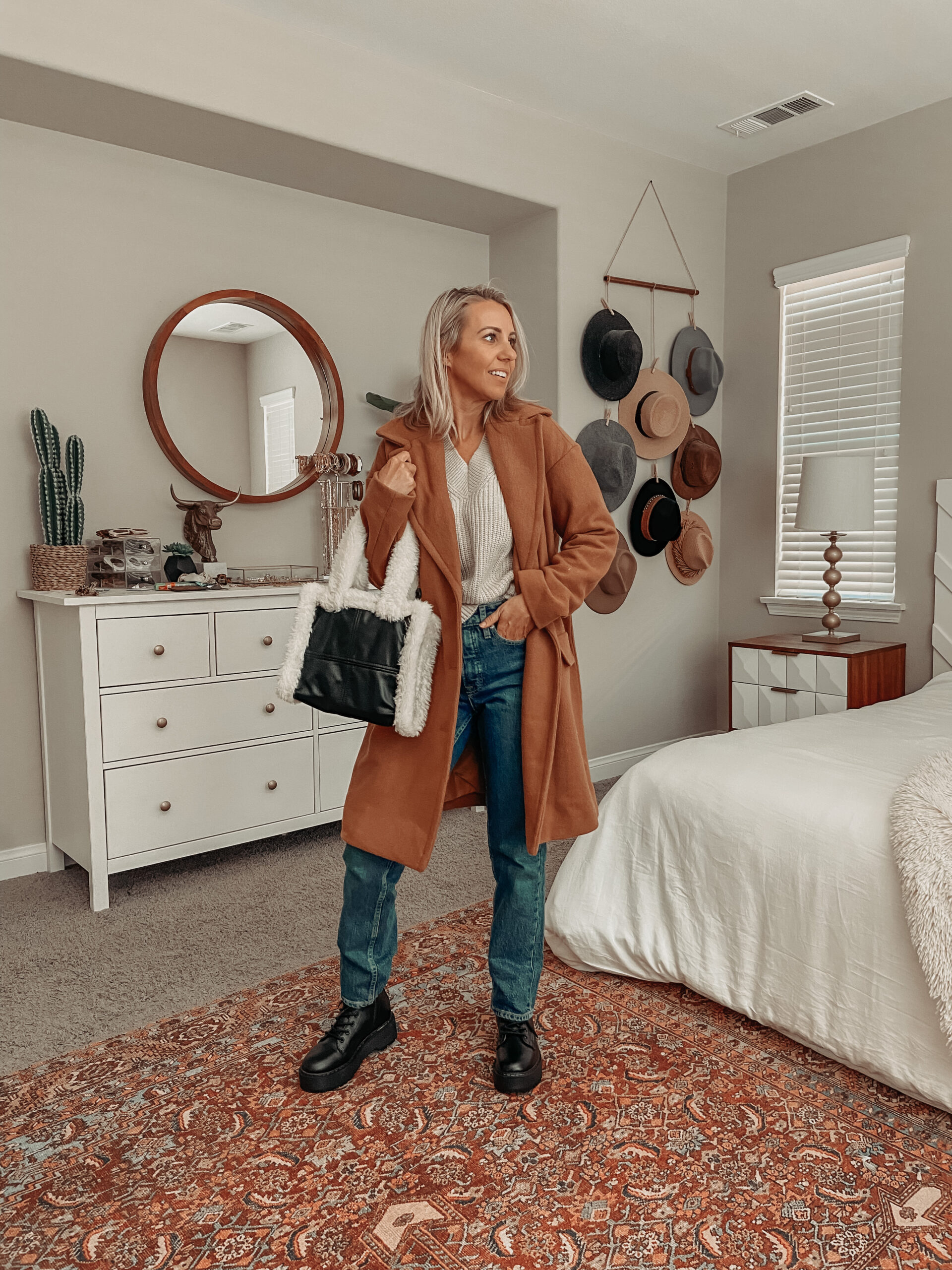 WALMART WINTER STYLE- Jaclyn De Leon Style+ sharing a few of my latest Walmart Fashion finds for the winter season. This coat is so chic and can be styled multiple ways