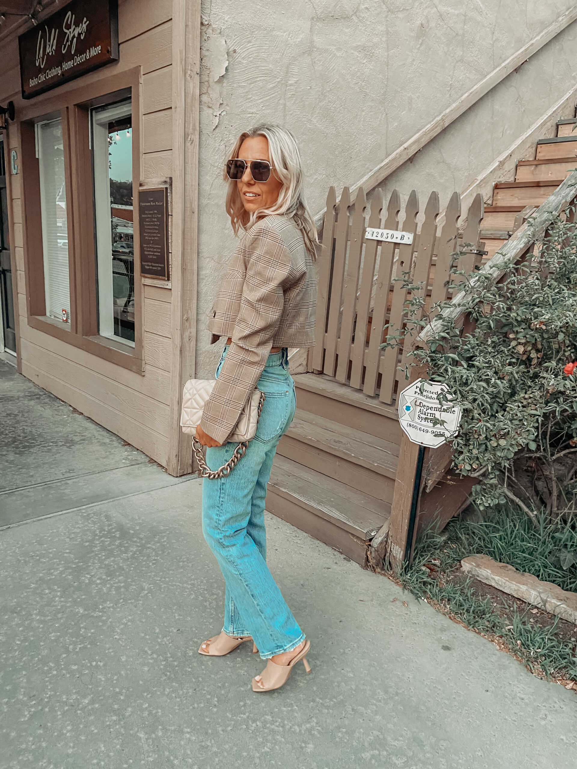 TRENDING: THE CROPPED BLAZER - Jaclyn De Leon Style