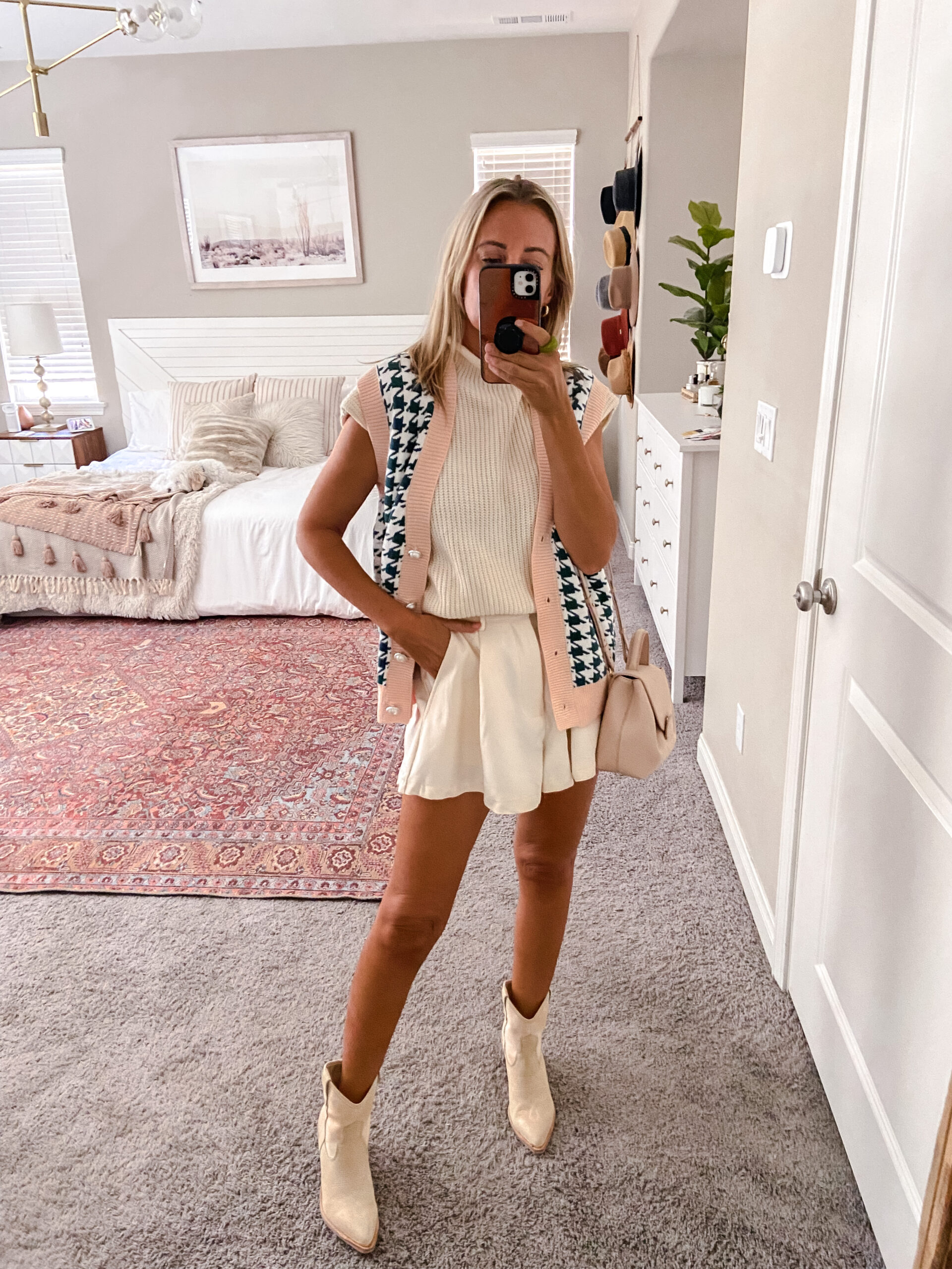 MY LATEST AMAZON FALL FASHION FINDS-Jaclyn De Leon style. Sharing a few of my latest Amazon pieces perfect to wear now and in to the fall.